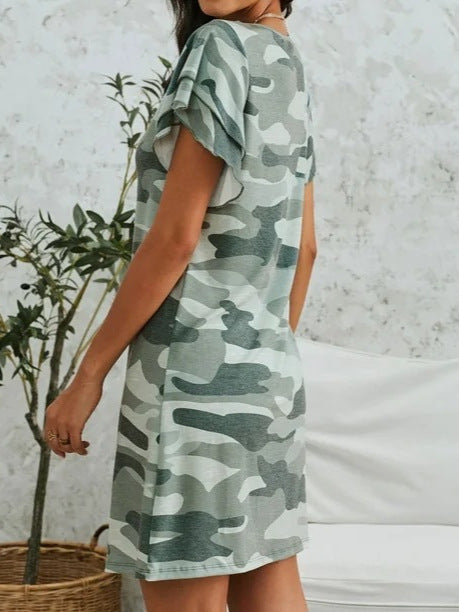 Dame Camouflage Fritidskjole med frynset ærmer Stilla