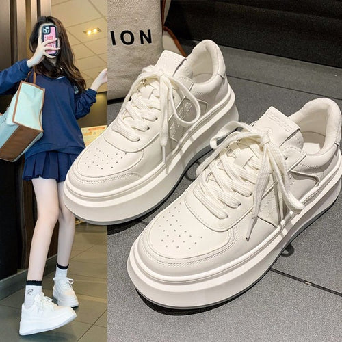 Dame platform sneakers med åndbart overmateriale og moderne design Stilla