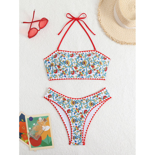 Dame bandeau-bikini med blomsterdesign og legende flæsekanter Skovae