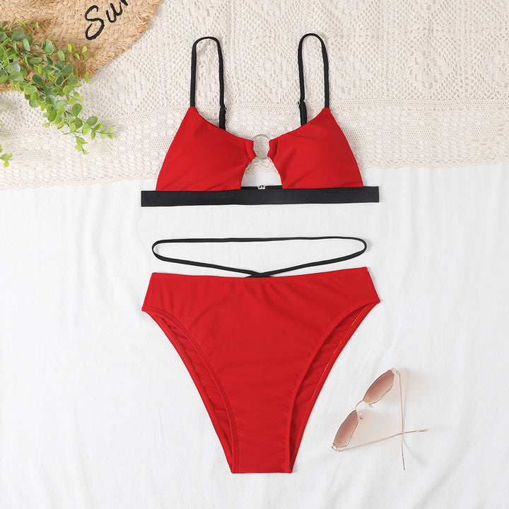 Dame bikini sæt med moderne cut-out og justerbare stropper Stilla