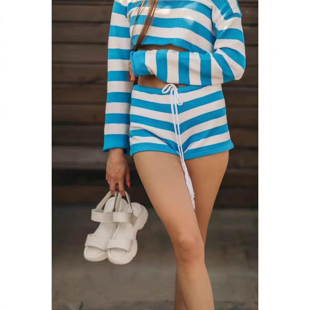 Dame casual strand-sæt med cropped sweater og shorts Skovae