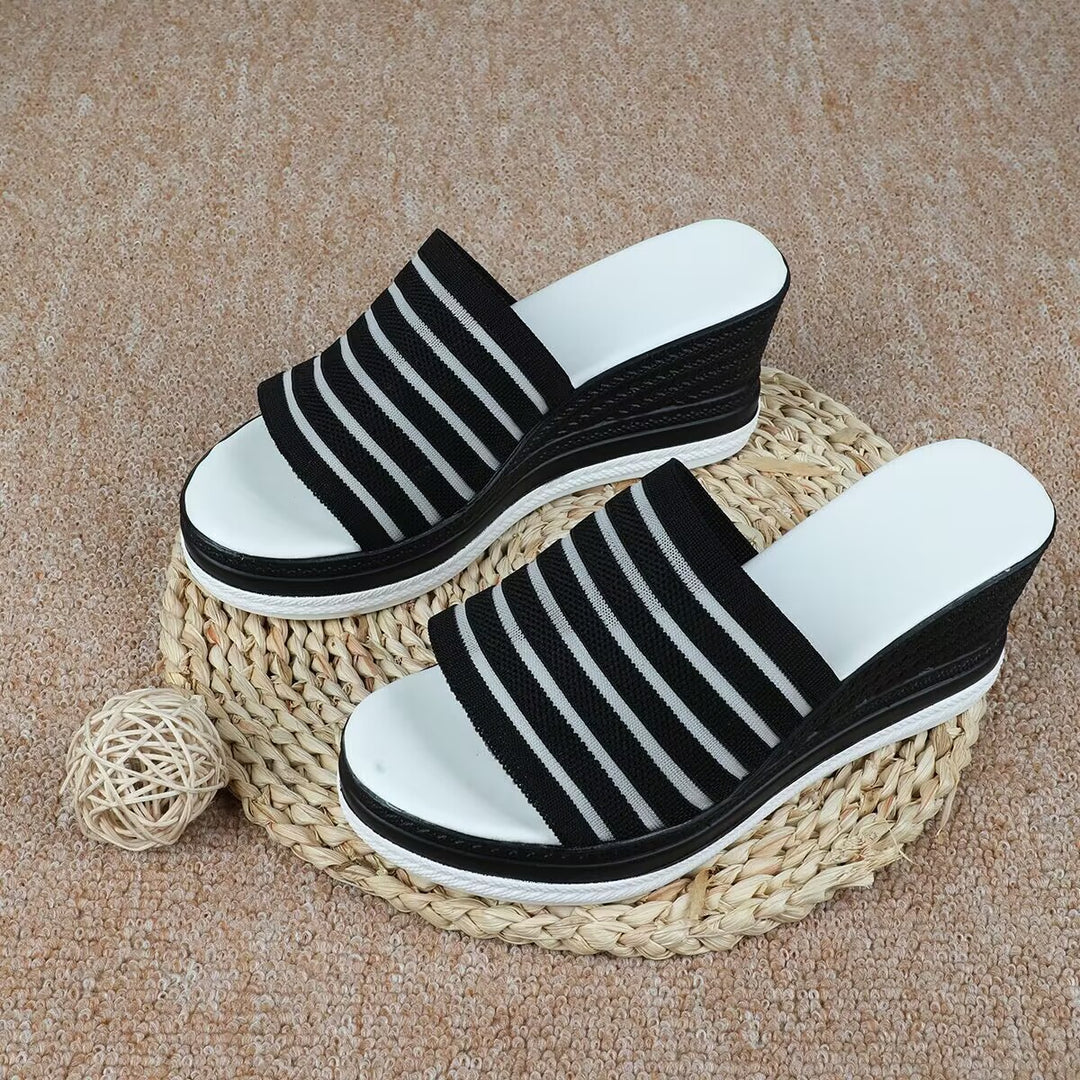 Dame Wedge-sandaler med ergonomisk sål og moderigtigt stribedesign Stilla