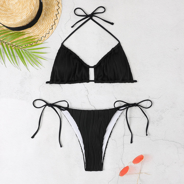 Dame bikini sæt med raffineret plisseret design og justerbare stropper Stilla