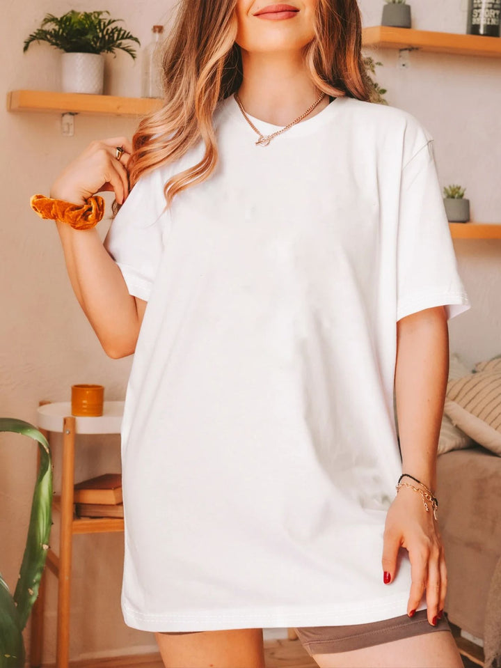 Dame oversized bomulds T-shirt med lige pasform og minimalistisk design Skovae