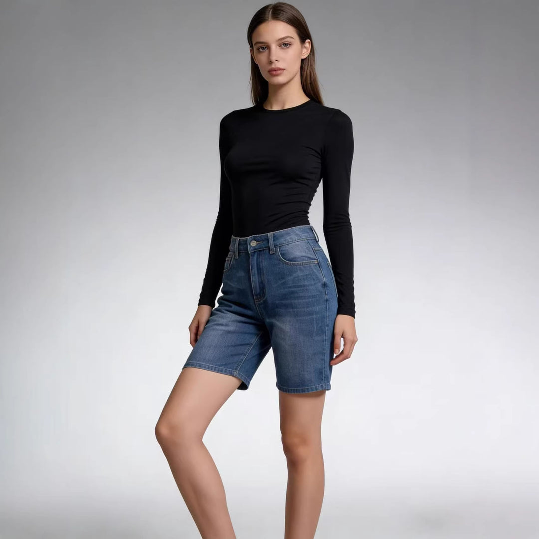 Dame figursyet cropped top med ståkrave og korte ærmer Skovae