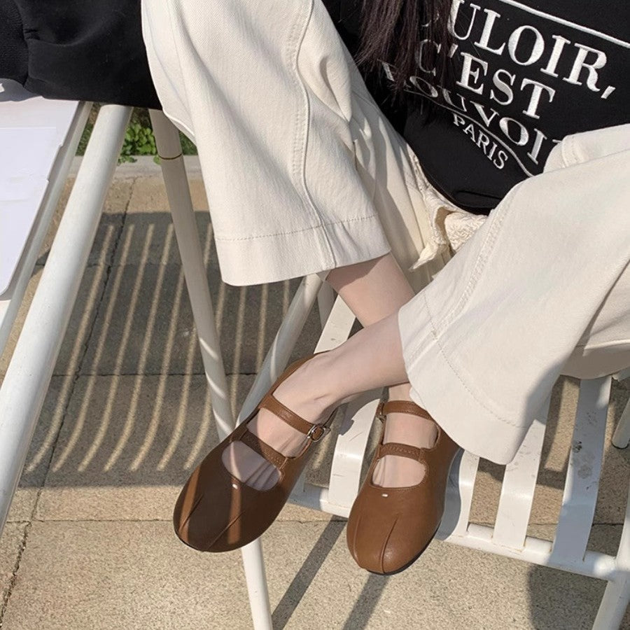 Femme justerbare remme Mary Jane clogs med unikt ze design Stilla