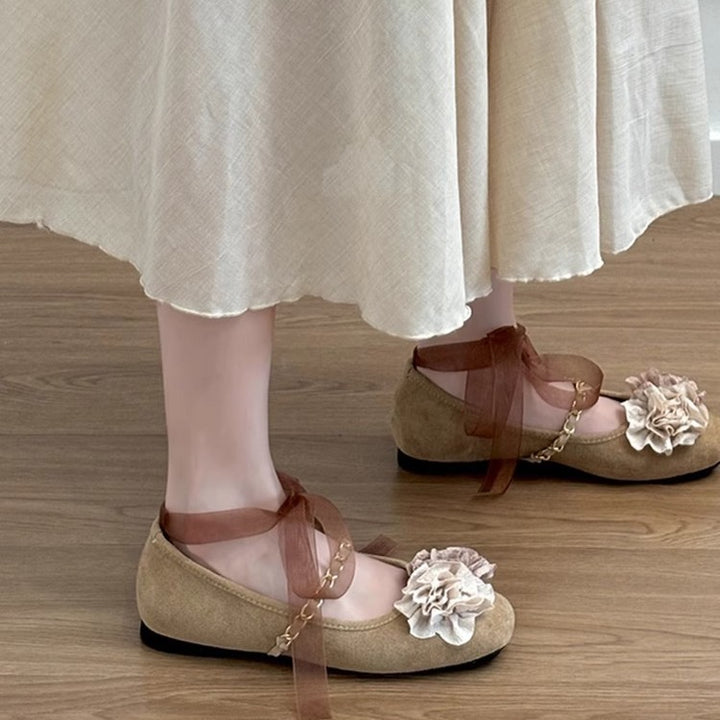 Dame blomst dekorerede ballerinaer med båndbinding Stilla