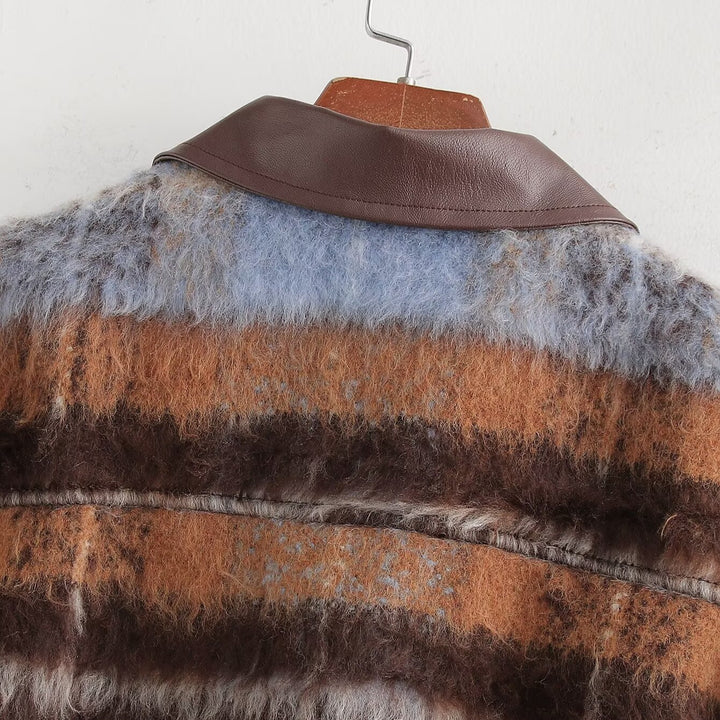 Femme Cropped Tekstureret Jakke med Farveblokdesign Stilla