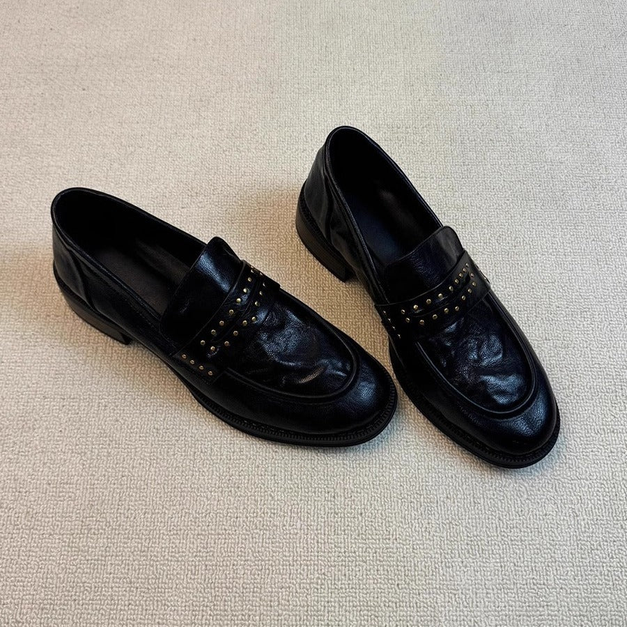 Stilfulde herre-loafers med nitter Stilla