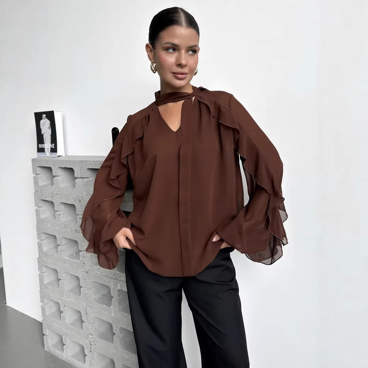 Kvinder chiffon bluse med rynker og moderne halsudskæring Stilla