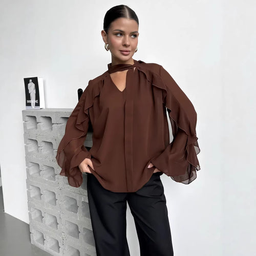 Kvinder chiffon bluse med rynker og moderne halsudskæring Stilla