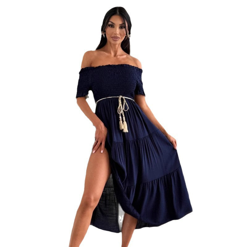 Dame Off-Shoulder Maxi-Kjole med rynket overdel og lagdelt nederdel Stilla