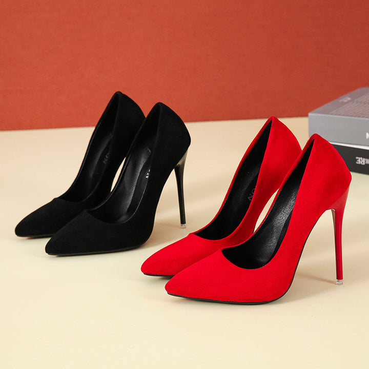 Dame High-Heel Pumps med spids design og luksuriøs velour overdel Stilla