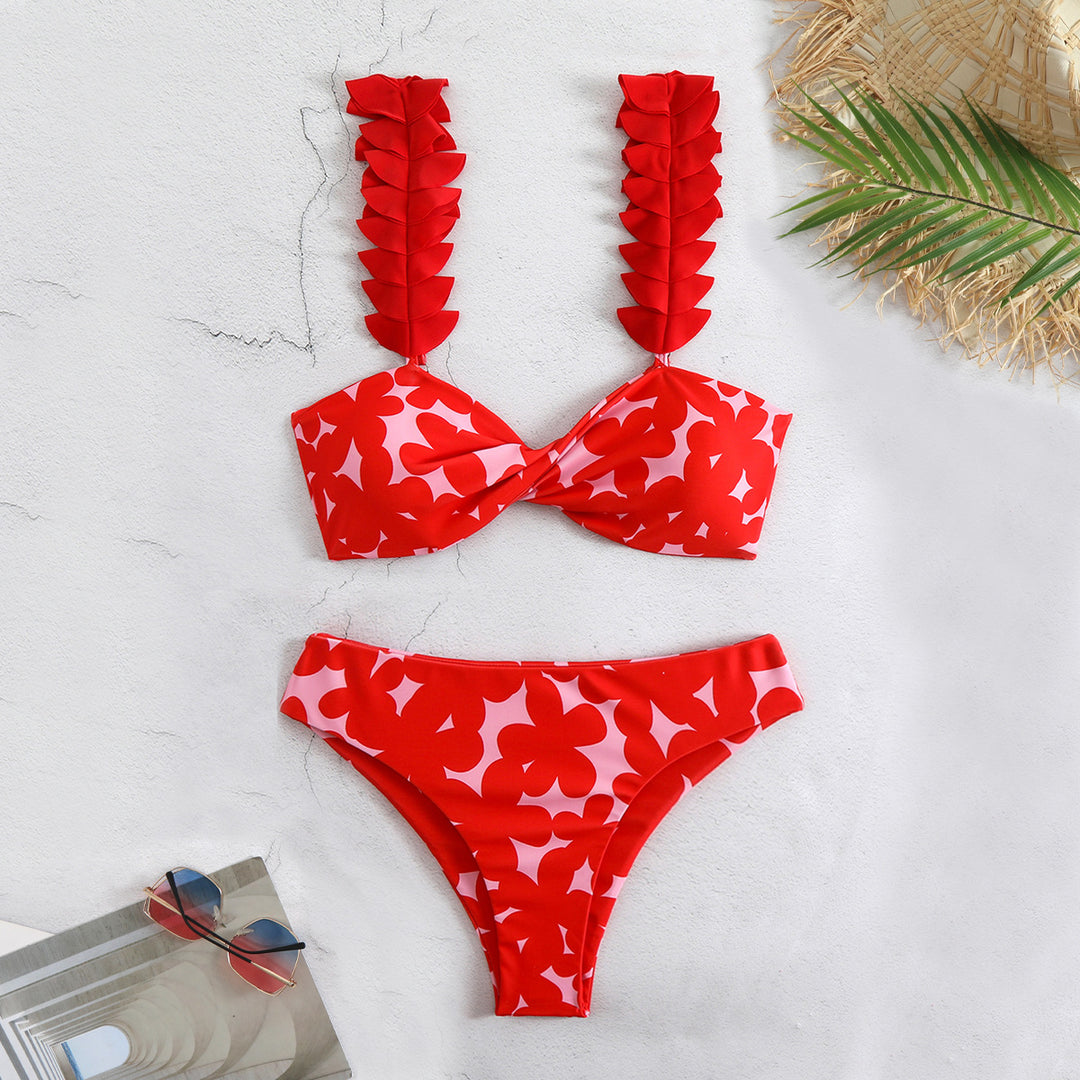 Dame bikini-sæt med attraktive flæser og blomsterdesign Stilla