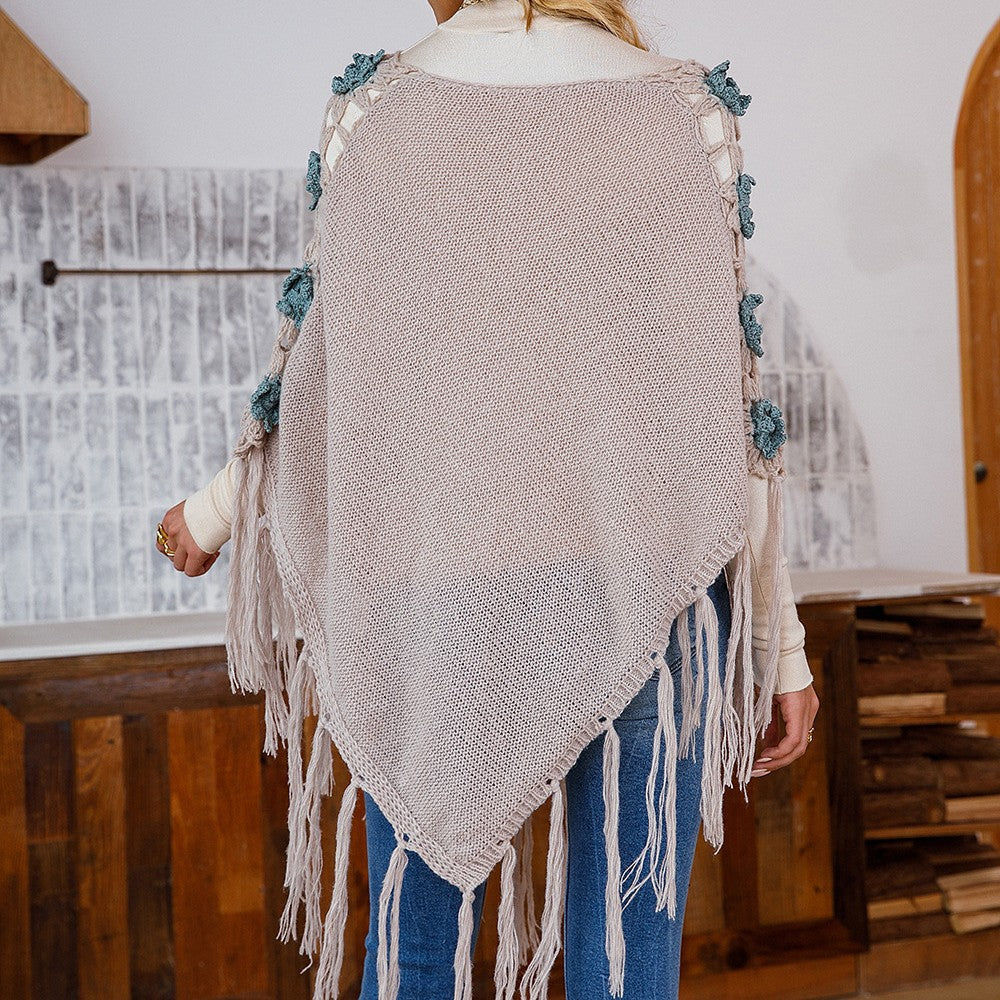 Dame Poncho med fransede detaljer og florale applikationer Stilla
