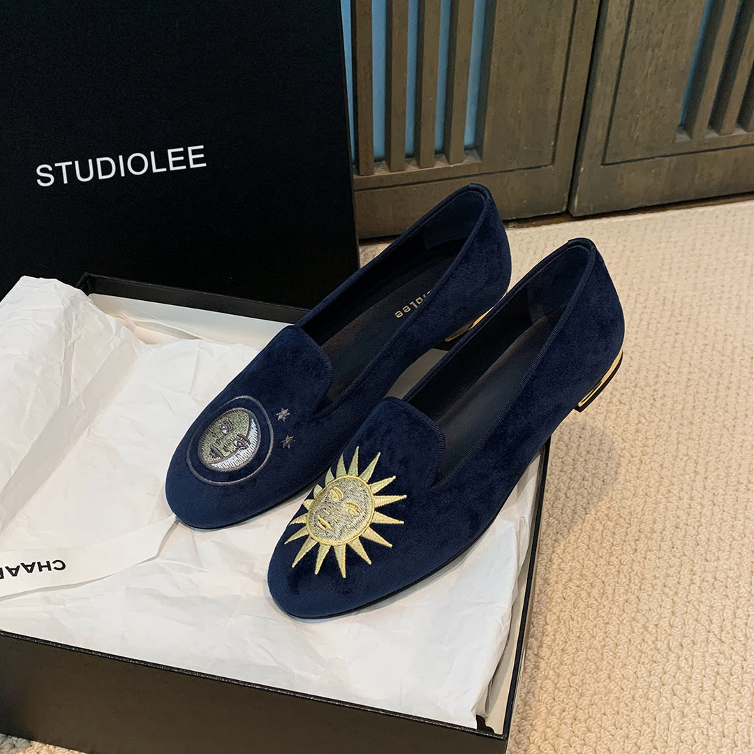 Dame broderet velour slip-ons Stilla