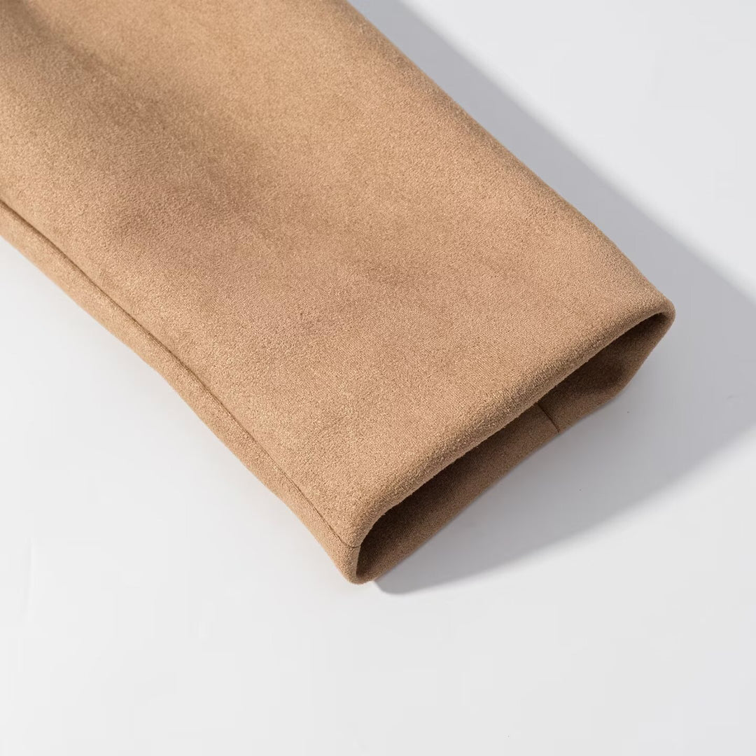 Dame modet wildlæderjakke med elegant quiltet struktur Stilla