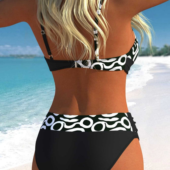 Dame bikini-sæt med forførende indpakningsdesign og smukt mønster Skovae