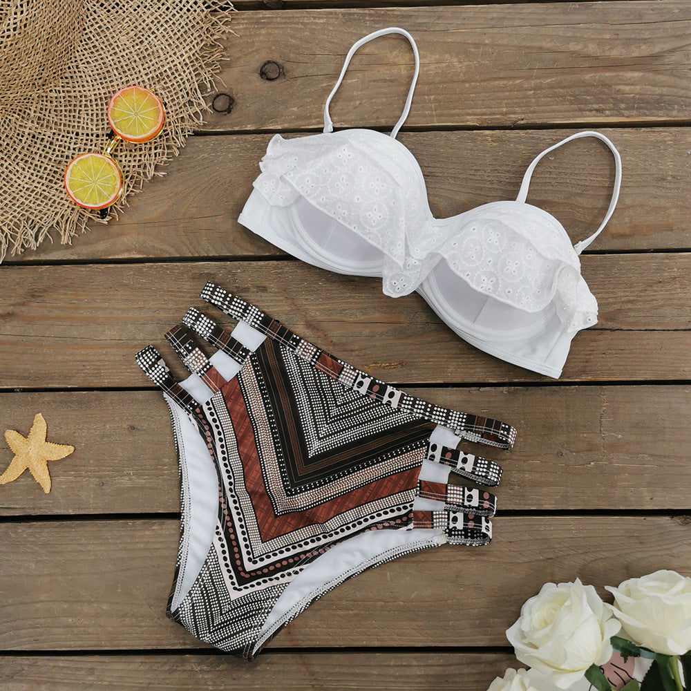Dame Bikini-sæt med feminint ruffles-detalje og geometrisk design Stilla