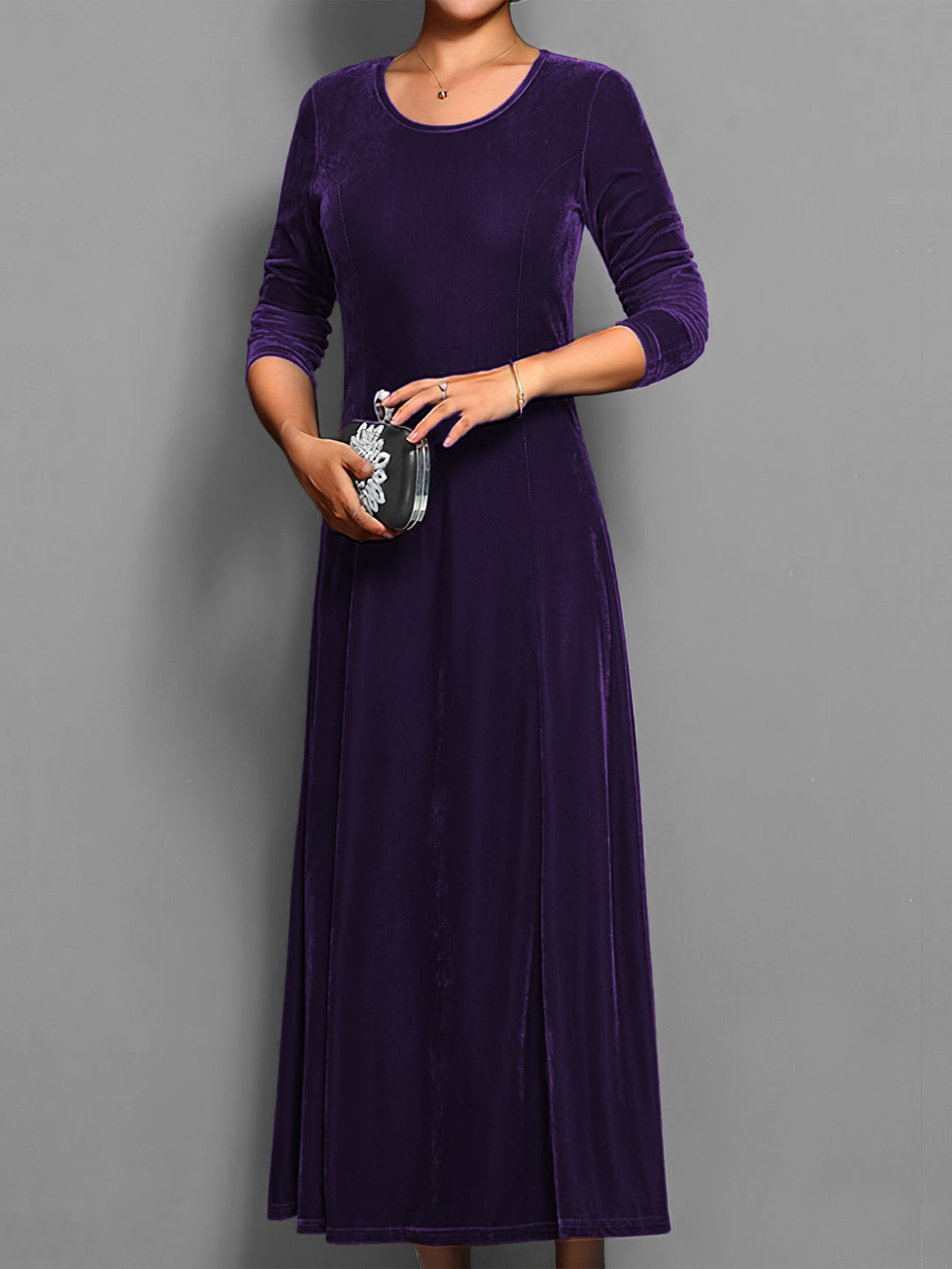 Dame elegant aftenkjole lavet af blød velour Stilla