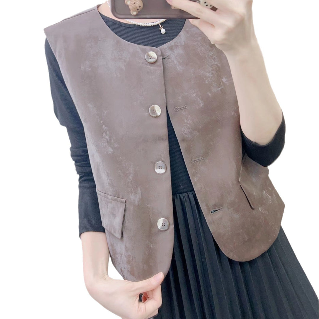 Dame Plissé-maxikjole med elegant bolero og moderne knapdetaljer Stilla