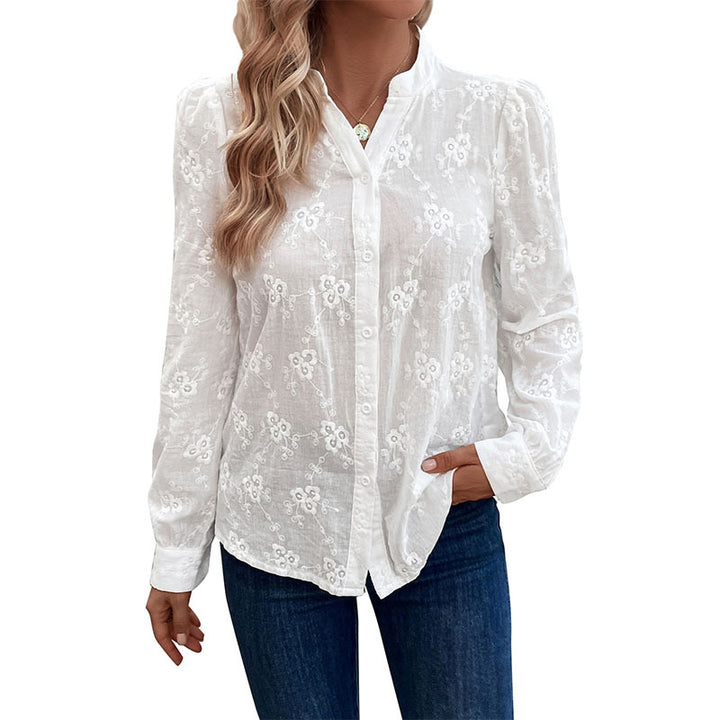 Damebluse med fint broderi Stilla