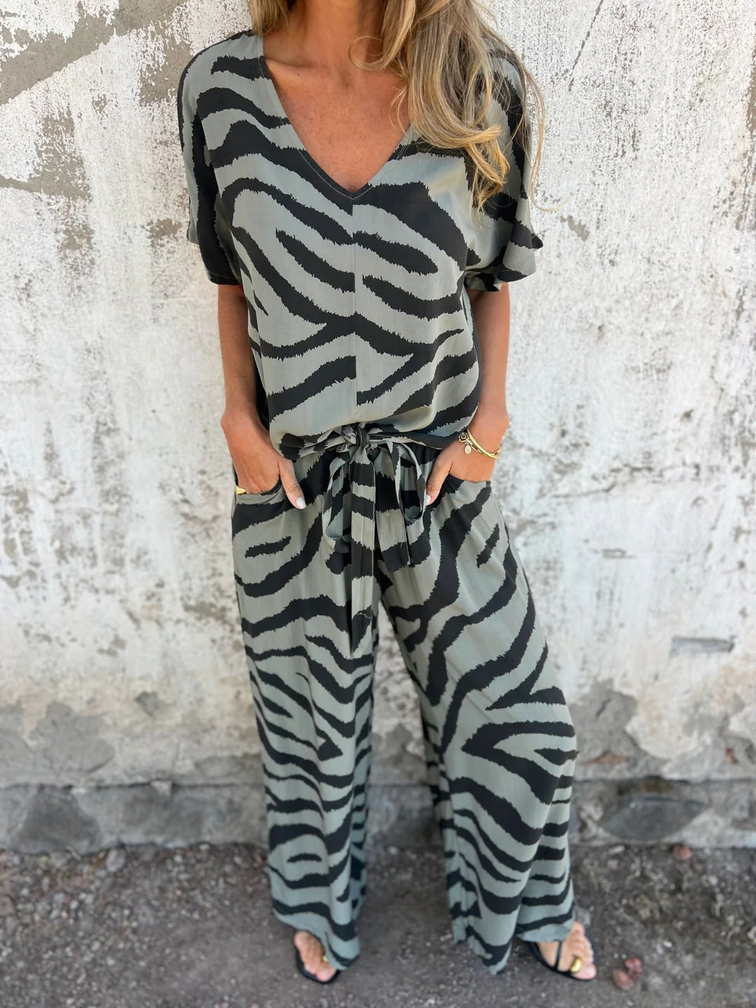 Damer elegant jumpsuit med afslappet tigerdesign Stilla