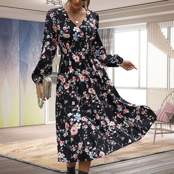 Dame Maxikjole med elegant blomstret design og voluminøse ærmer Stilla