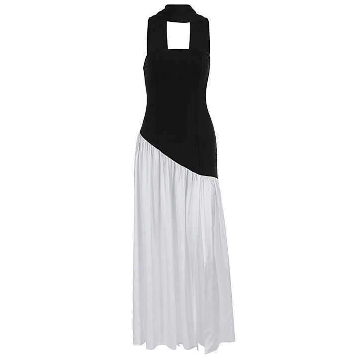 Dame Maxi-kjole med elegant off-shoulder design og asymmetrisk snit Skovae