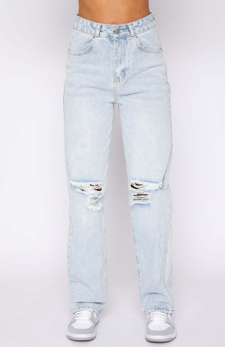 Damer Mom Jeans med raffinerede distressed-detaljer og høj talje Stilla