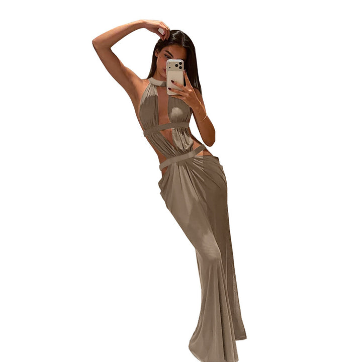 Dame Maxi-kjole med raffineret cut-out-design og asymmetrisk kant Skovae