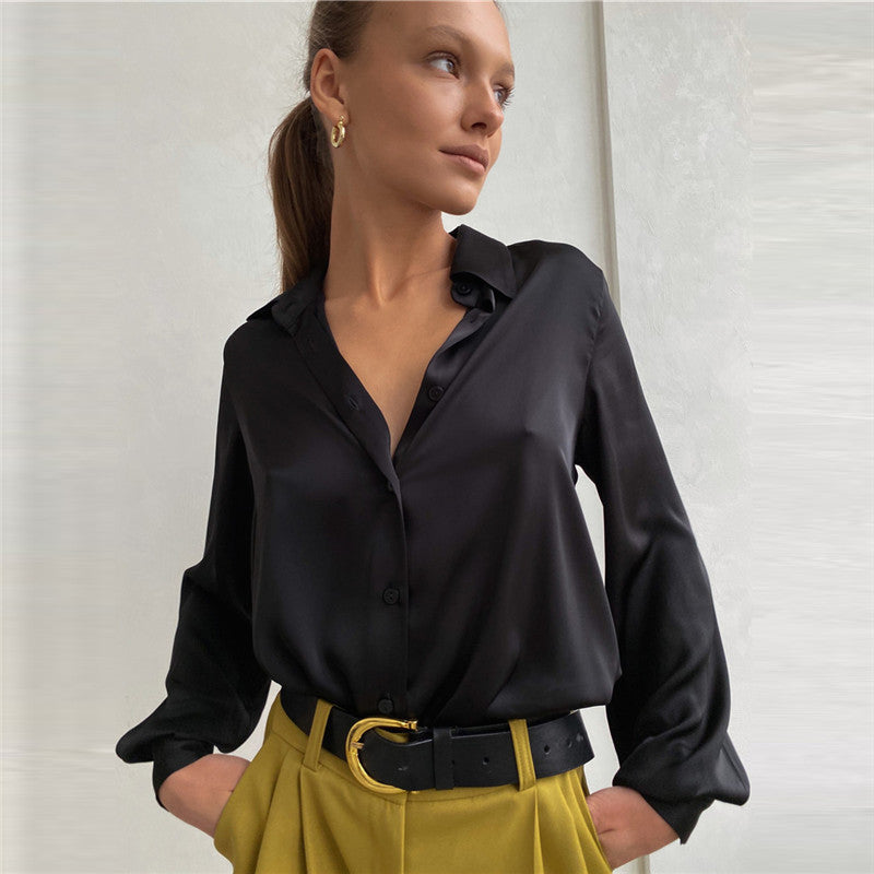 Dame Elegant Silke Bluse med Knappet Placket Stilla