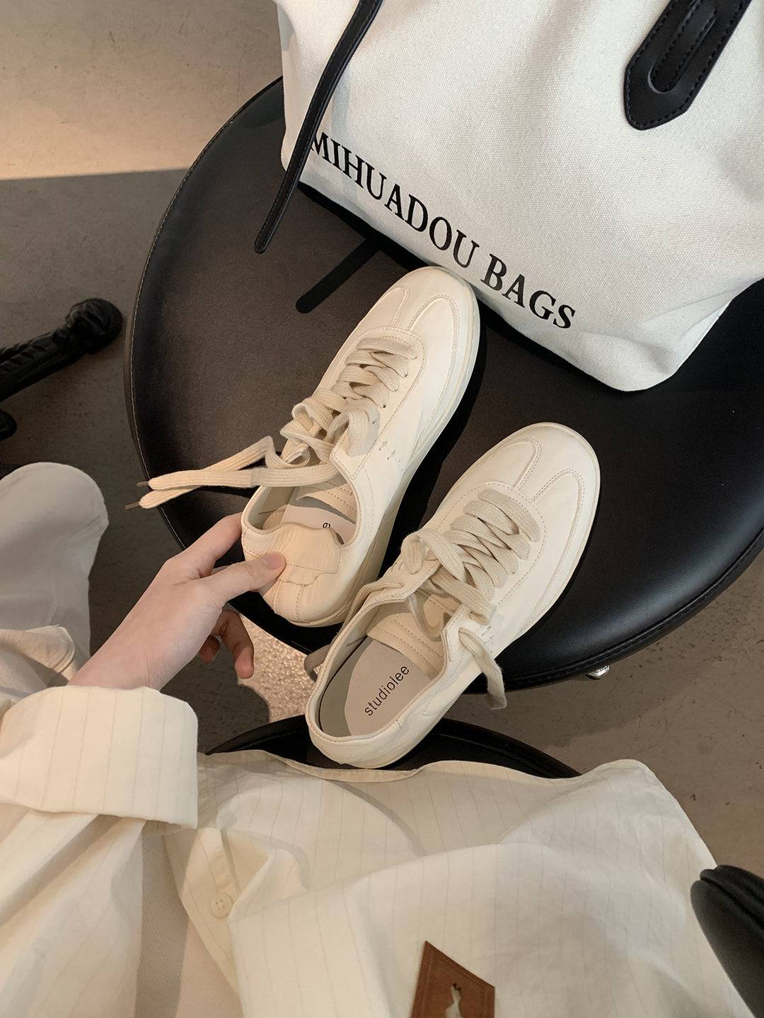 Dame Fritid Low-Top Sneakers med let åndbart design Stilla