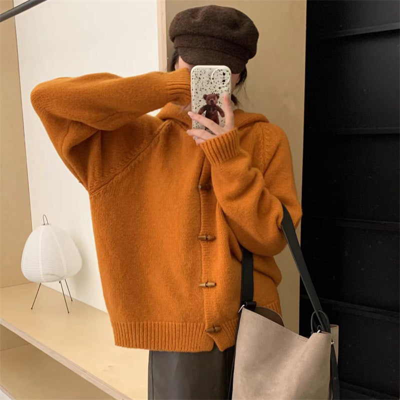 Kvindernes komfortable cardigan med hætte og detaljer med træknapper Stilla