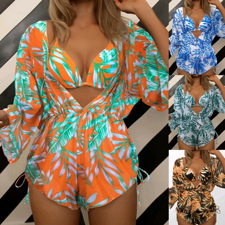 Dame bikini-sæt med blomsterdetaljer og moderne cover-up Stilla