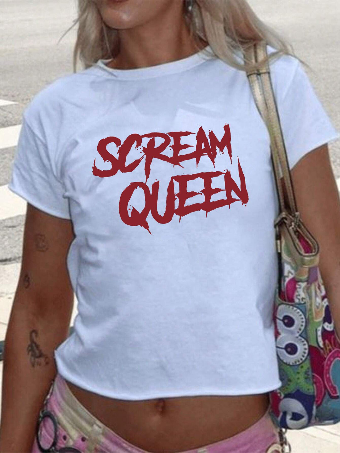 Dame T-shirt med glitrende diskokuglemotiv og tidssvarende sløjfedetalje Skovae