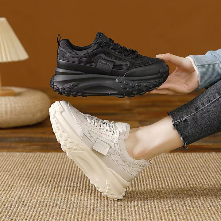 Dame Chunky Sneakers med dæmpende sål og åndbart overdækning Stilla