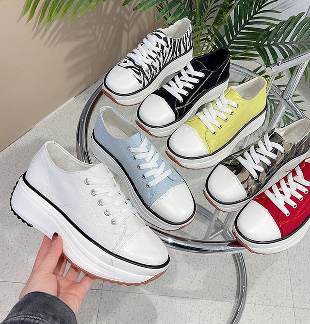 Dame Plateau-Sneakers med moderne gummisål og åndbart overmateriale Stilla