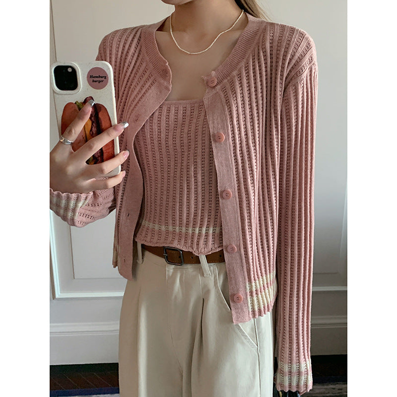 Dame løs Crop-Top med filigrane strikkede manchetter og elegant cardigan-design Stilla