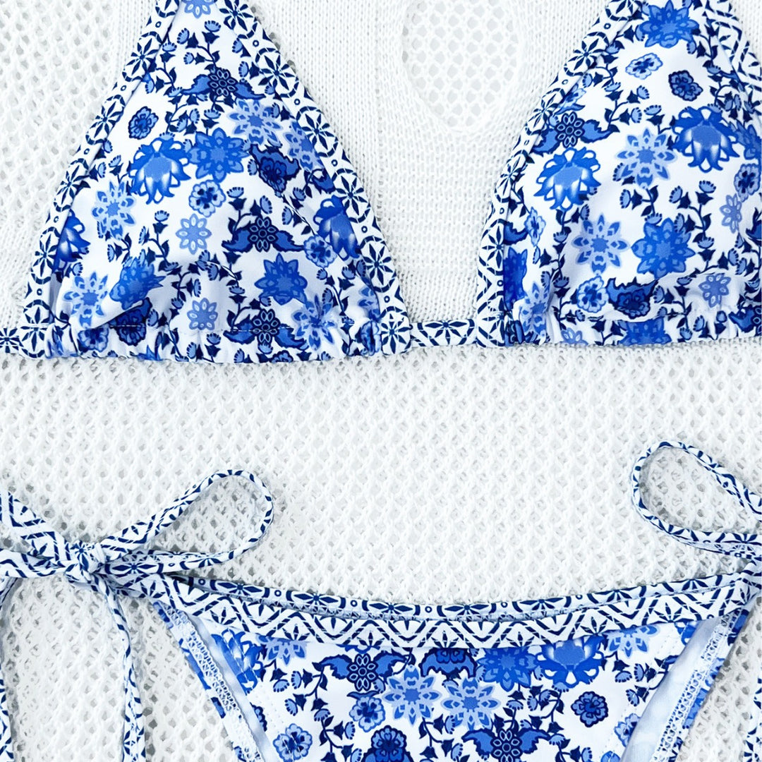 Dame Triangel-Bikini med legende blomsterdesign og sidelændebånd Stilla