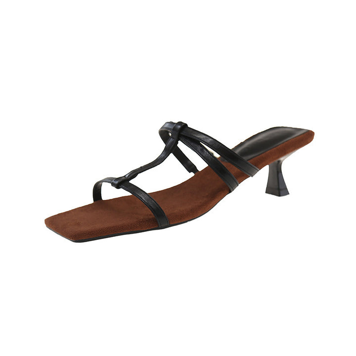 Femme Chic Strappy Kittenheels Stilla