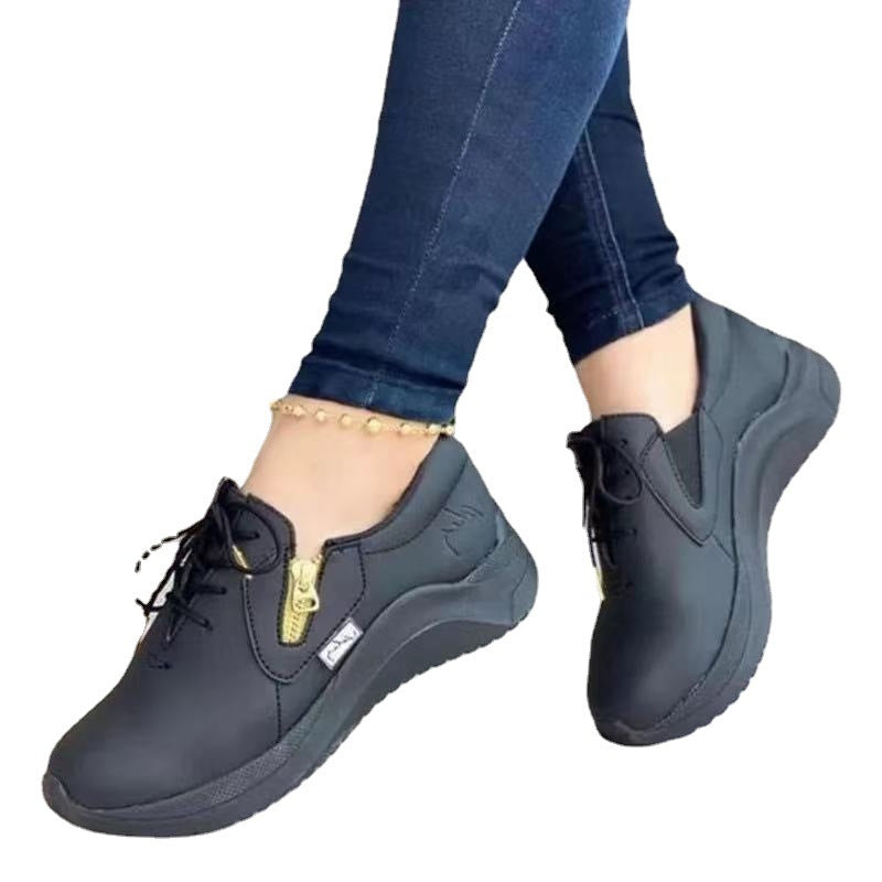 Dame Sporty Slip-On Sneakers med praktisk lynlåsåbning og behageligt fodseng Stilla