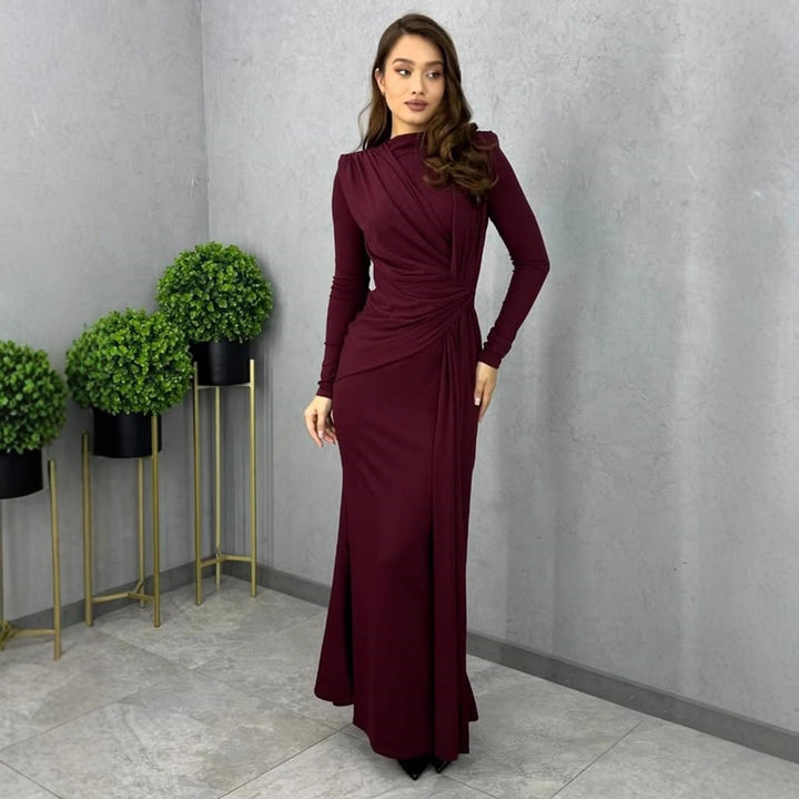Dame Elegant Vinkledragt med asymmetrisk snit og figurnær design Stilla