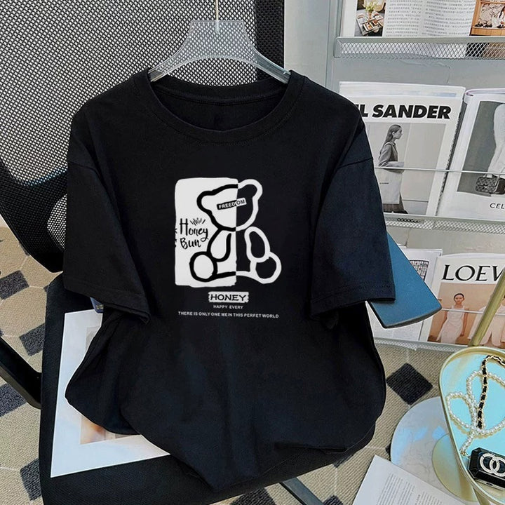 Dame T-shirt med kreativ bjørnemotiv og afslappet pasform Stilla