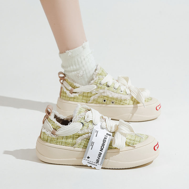 Dame Sneakers med stilfuldt strikdesign og komfortabel sål Stilla