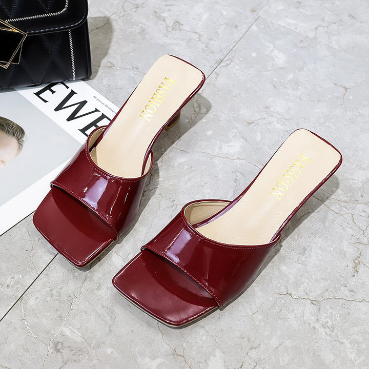 Dame Elegant og komfortabel slide-sandaler med moderne blokhæle Stilla