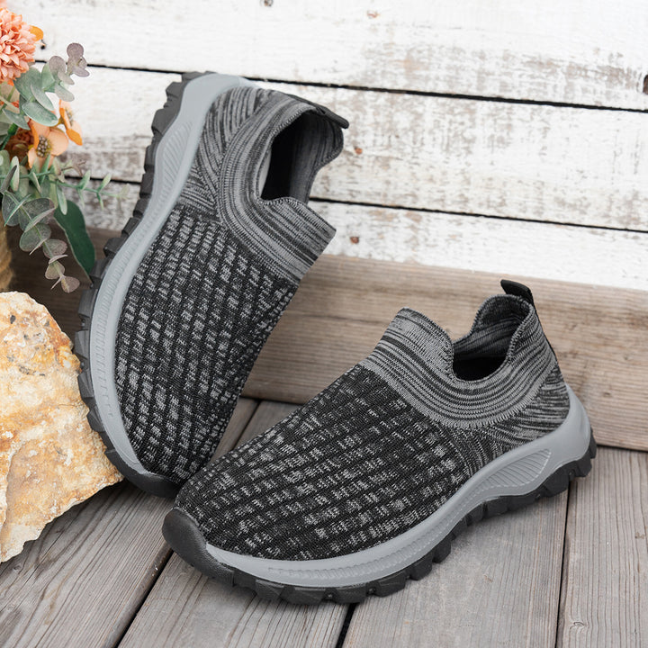 Dame Komfortable Slip-On Sneakers med åndbart strikdesign og skridsikker sål Stilla