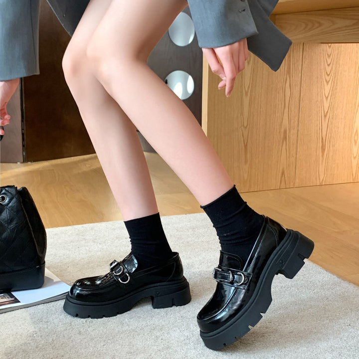 Femme Chunky Plattform Loafer med dekorativ spænde-detail Stilla