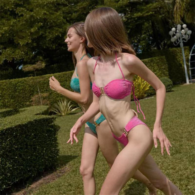 Dame bikini-sæt med funklende detalje og justerbare stropper Stilla