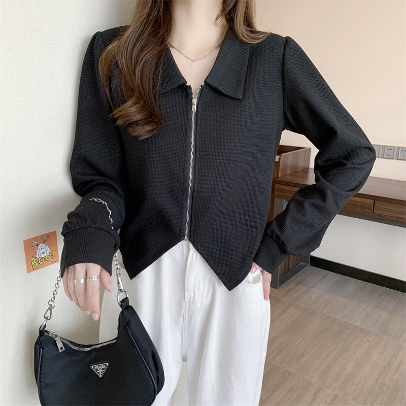 Kvinders fashionable cropped jakke med lynlås og elegant krave Stilla